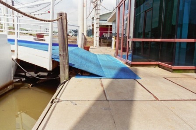 PEM High Traffic Pool Deck Matting - 3 x 25 Foot Roll