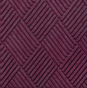 Close up view of Waterhog Classic Diamond entrance floor mat in the color Bordeaux