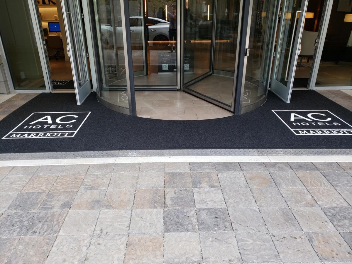 Entrance Mats & Floor Mats: Office Buildings, Commercial Offices,  Government Buildings, Airports & Churches - Commercial Facility Floor  Matting - FloorMatShop - Commercial Floor Matting & Custom Logo Mats
